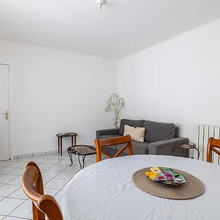 Apartman Le Connemarra Avec Balcon, Lumineux Et Calme A Cote Du Centre